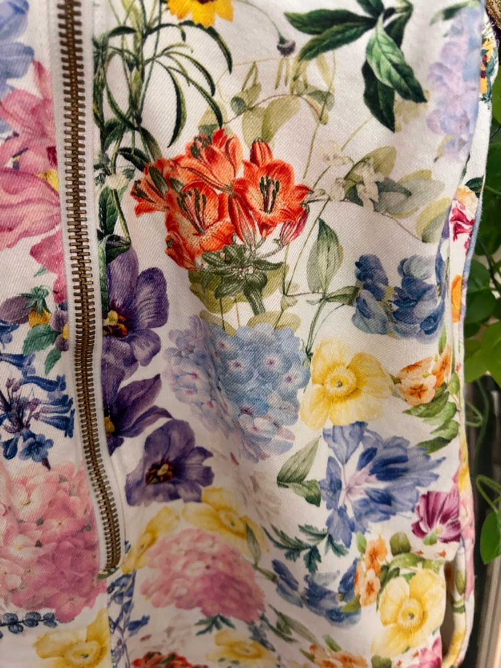 Show Me Your MuMu ivory botanical reno romper sz M - Picture 7 of 8